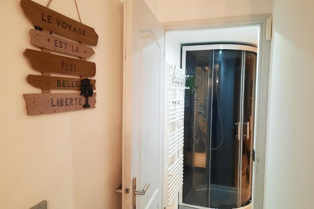 Villa Confortable Avec Jacuzzi A Chevannes Chevannes  Esterno foto